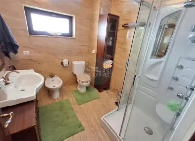 Casa de lux cu 4 camere garaj in zona Tilisca - foto 8