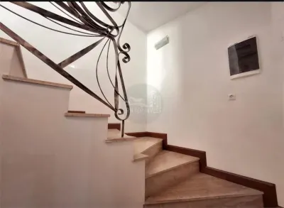 Casa de lux cu 4 camere garaj in zona Tilisca - foto 9