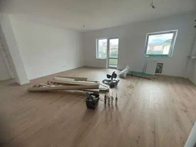 Apartament intabulat la CHEIE 3 camere cu gradina de 47 mp Doamna Stanca - foto 4