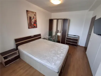 Apartament 3 camere 2 bai parcare zona Strand - foto 2
