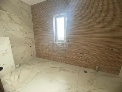 Apartament 3 camere cu balcon si parcare pe Doamna Stanca - foto 4