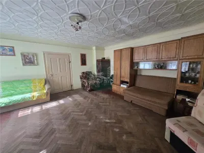 Apartament 2 camere la casa pivnita teren Zona Cibin - foto 2