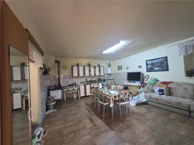 Apartament 2 camere la casa pivnita teren Zona Cibin - foto 9