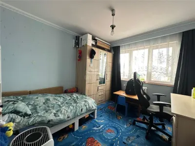Apartament 3 camere decomandat zona Vasile Aaron - foto 5