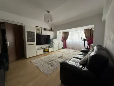 Apartament decomandat cu 3 camere si 2 bai in Turnisor - foto 2