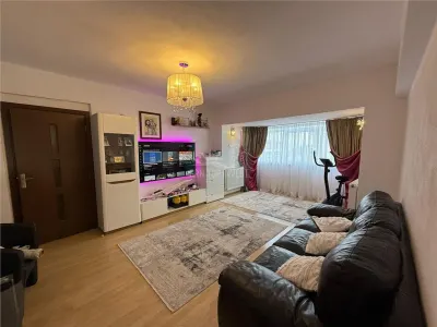 Apartament decomandat cu 3 camere si 2 bai in Turnisor - foto 13
