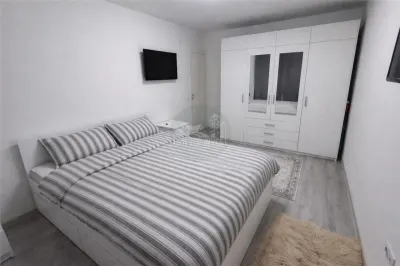 Apartament 3 camere 2 bai 75mp gradina zona Selimbar - foto 7