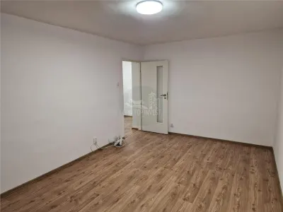 Apartament decomandat cu 3 camere 2 bai in Terezian - foto 3
