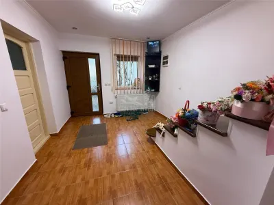 Casa individuala 5 camere 2 bai zona Terezian - foto 21