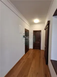 Penthouse 4 camere terasa 50mp parcare zona Centrala - foto 17