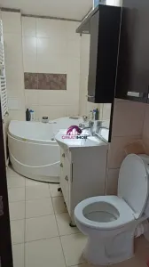 Apartament Spațios 3 Camere (fost 4) - Obor/Veranda Mall - Ideal Locuință sau Echipă Delivery - foto 3