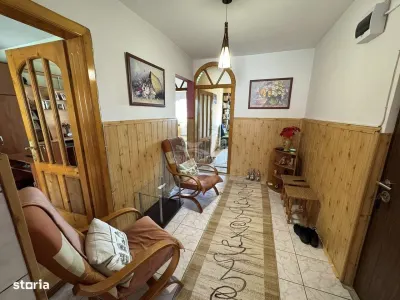 Apartament decomandat 3 camere cu 2 balcoane zona Valea Aurie - foto 14