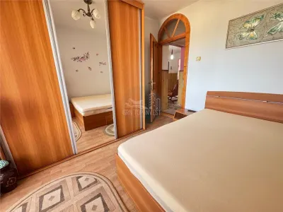 Apartament decomandat 3 camere cu 2 balcoane zona Valea Aurie - foto 20