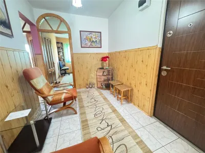 Apartament decomandat 3 camere cu 2 balcoane zona Valea Aurie - foto 25