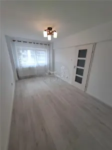 Apartament 2 camere balcon zona Hipodrom lll - foto 2