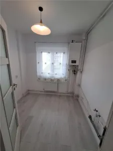 Apartament 2 camere balcon zona Hipodrom lll - foto 3