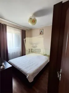 Apartament 3 camere decomandat Balcon |Pod si curte zona Turnisor - foto 2
