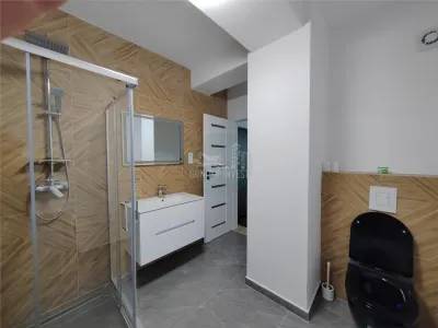 Apartament 3 camere 2 balcoane zona Turnisor - foto 10