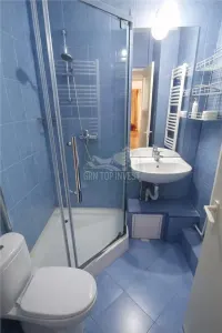 Apartament 4 camere 2 bai 3 balcoane zona Centrala - foto 12