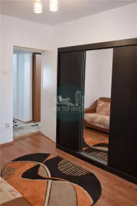 Apartament 4 camere 2 bai 3 balcoane zona Centrala - foto 8