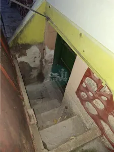 Casa 4 camere pivnita curte individuala Zona Lazaret - foto 20
