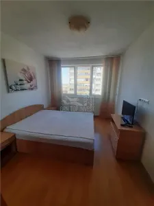 Apartament 3 camere decomandat pivnita zona Bulevardul Mihai Viteazul - foto 2