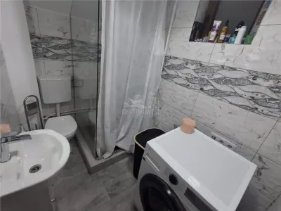 Casa individuala 3 camere 2 bai curte si garaj - zona Talmaciu - foto 13