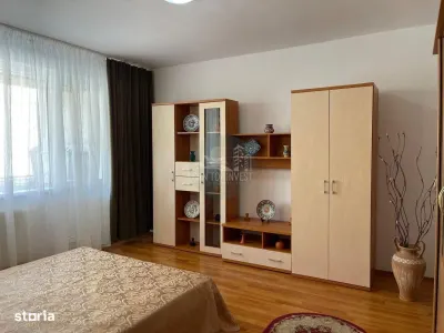 Apartament la etajul 1 zona Intrarea Siretului - foto 4