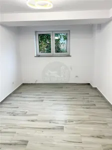Apartament 3 camere decomandat zona Rahovei - Sibiu