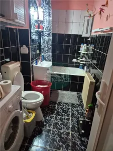 Apartament modern 2 camere cu balcon zona Vasile Aaron - foto 11