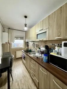 Apartament modern 2 camere cu balcon zona Vasile Aaron - foto 7