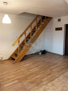 Apartament 2 camere la mansarda in zona Strand - foto 3