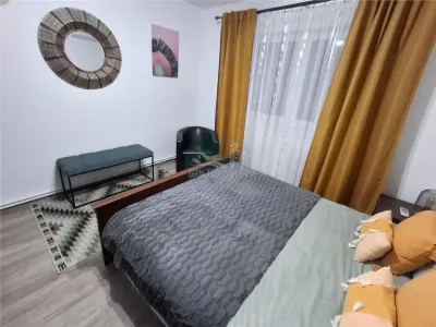 Apartament 3 camere decomandat balcon pivnita zona Vasile Aaron - foto 9