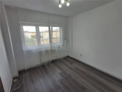 Apartament 2 camere decomandat zona Siretului - foto 2