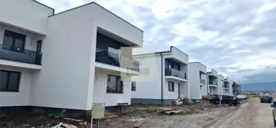 Casa 110 mpu cu 4 camere 2 bai 2 balcoane si curte in Sibiu - foto 2
