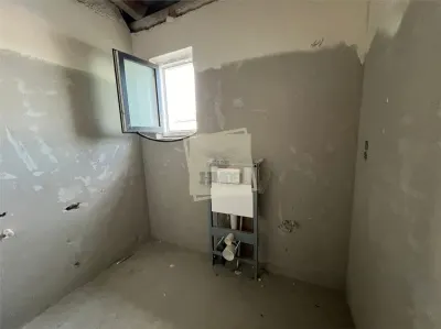 Casa 110 mpu cu 4 camere 2 bai 2 balcoane si curte in Sibiu - foto 5