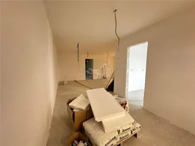Casa individuala 4 camere terasa garaj curte 500mp Sura Mare - foto 2