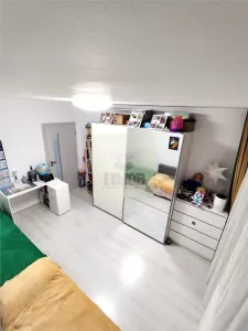 Apartament cu 3 camere 2 balcoane si parcare pe Calea Surii Mici - foto 8