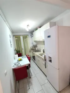 Apartament cu 3 camere 2 balcoane si parcare pe Calea Surii Mici - foto 10