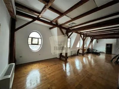 Casa renovata complet in Medias zona ultracentrala - foto 6