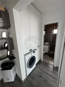 Apartament modern 3 camere balcon pivnita zona Semaforului - foto 16