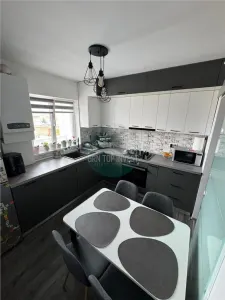 Apartament modern 3 camere balcon pivnita zona Semaforului - foto 5