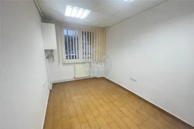 Apartament 3 camere decomandat zona Dioda - foto 4
