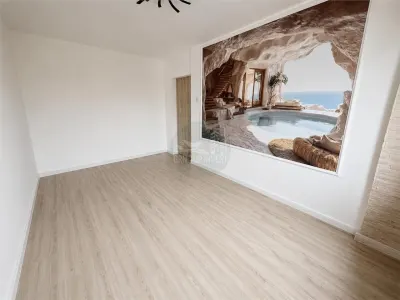 Apartament RENOVAT INTEGRAL 3 camere 2 bai balcon - Bdul Mihai Viteazu - foto 6