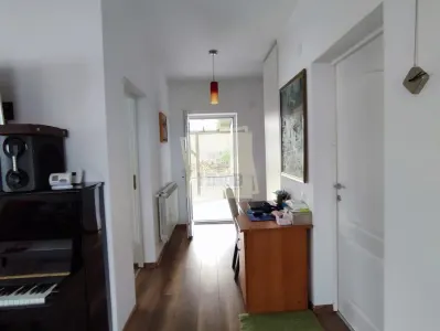 Casa individuala 5 camere terasa acoperita 3 bai si 458 mp teren in Cristian - foto 1