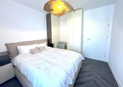 Apartament 115 mp utili etaj 1cu 4 camere 3 balcoane pe Rahovei - foto 2