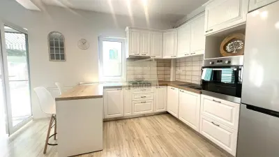 Casa 4 camere 3 bai si 2 parcari in Selimbar - foto 2