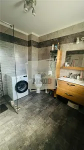 Casa 4 camere 3 bai si 2 parcari in Selimbar - foto 12