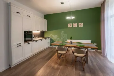 Apartament de LUX 3 camere si curte Parc Sub Arini - Sibiu
