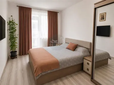 Apartament 3 camere balcon parcare  zona Selimbar - foto 4